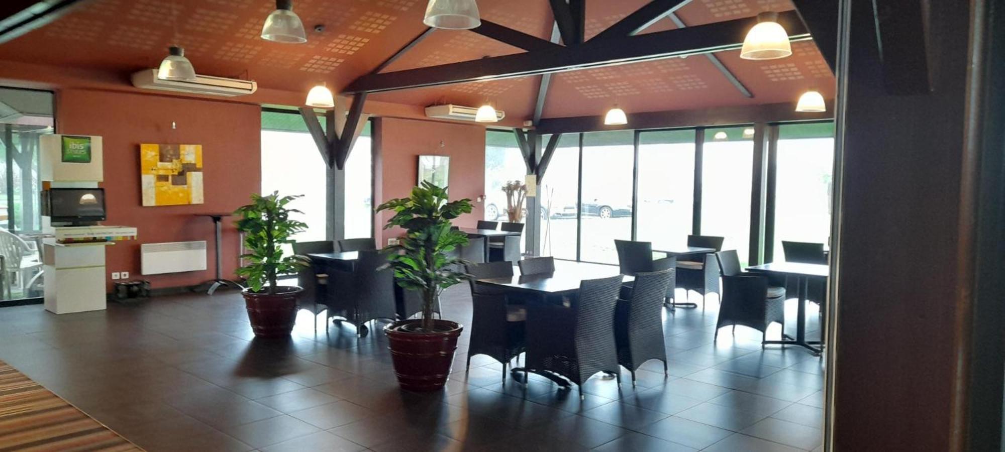 Ibis Styles Segre Hotel Eksteriør billede