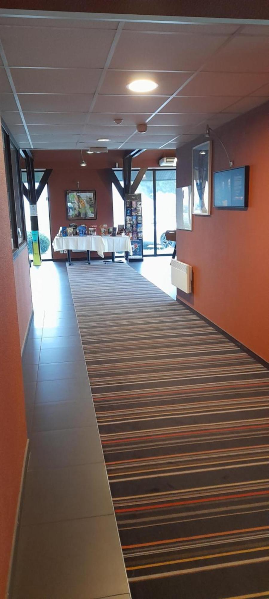 Ibis Styles Segre Hotel Eksteriør billede